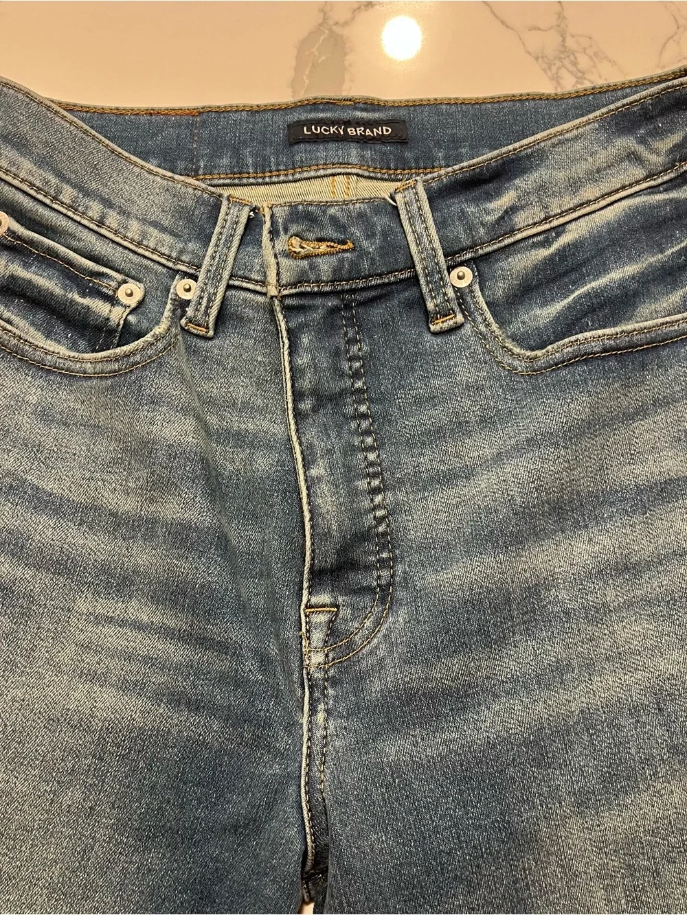 Women’s LUCKY BRAND -STEVIE High Rise Flare Jeans Size 8/29 R. ❤️*Price is firm* - Picture 5 of 16